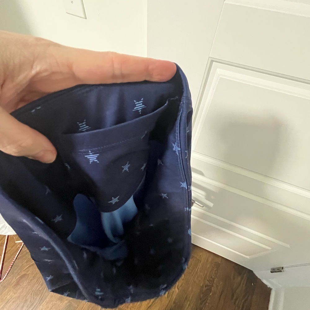 Fabletics Ultracool Liberty Star Leggings in EUC - Picture 5 of 9